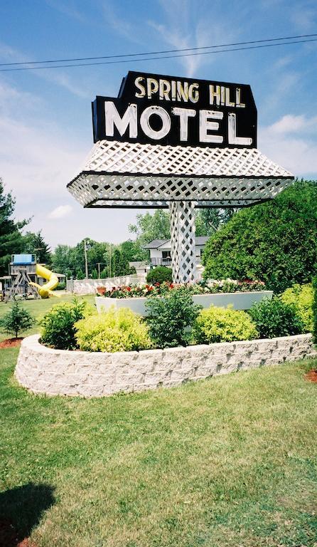 Spring Hill Motel Wisconsin Dells Exterior photo